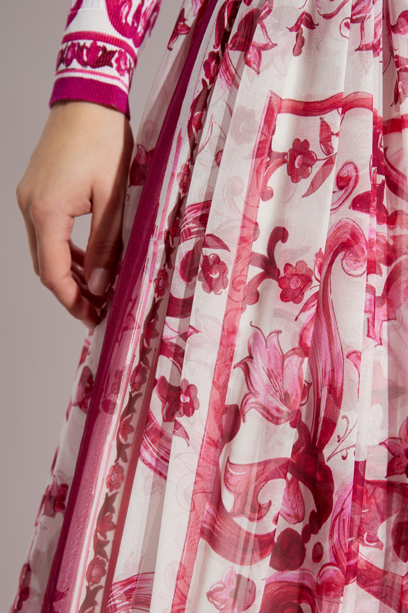 Dolce & Gabbana SILK SKIRT WITH MAJOLICA PATTERN スカート Dolce&Gabbana Majolica Silk Twill Skirt | Neiman Marcus